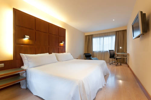 Tryp Valencia Azafata Hotel