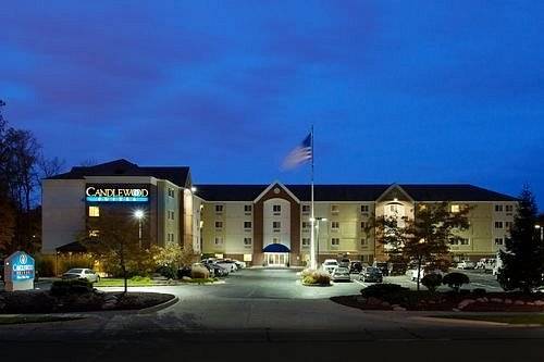 Candlewood Suites Cleveland - North Olmsted