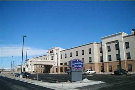 Hampton Inn & Suites Riverton