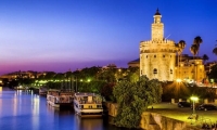 Full day excursion to Seville with departure from Tavira